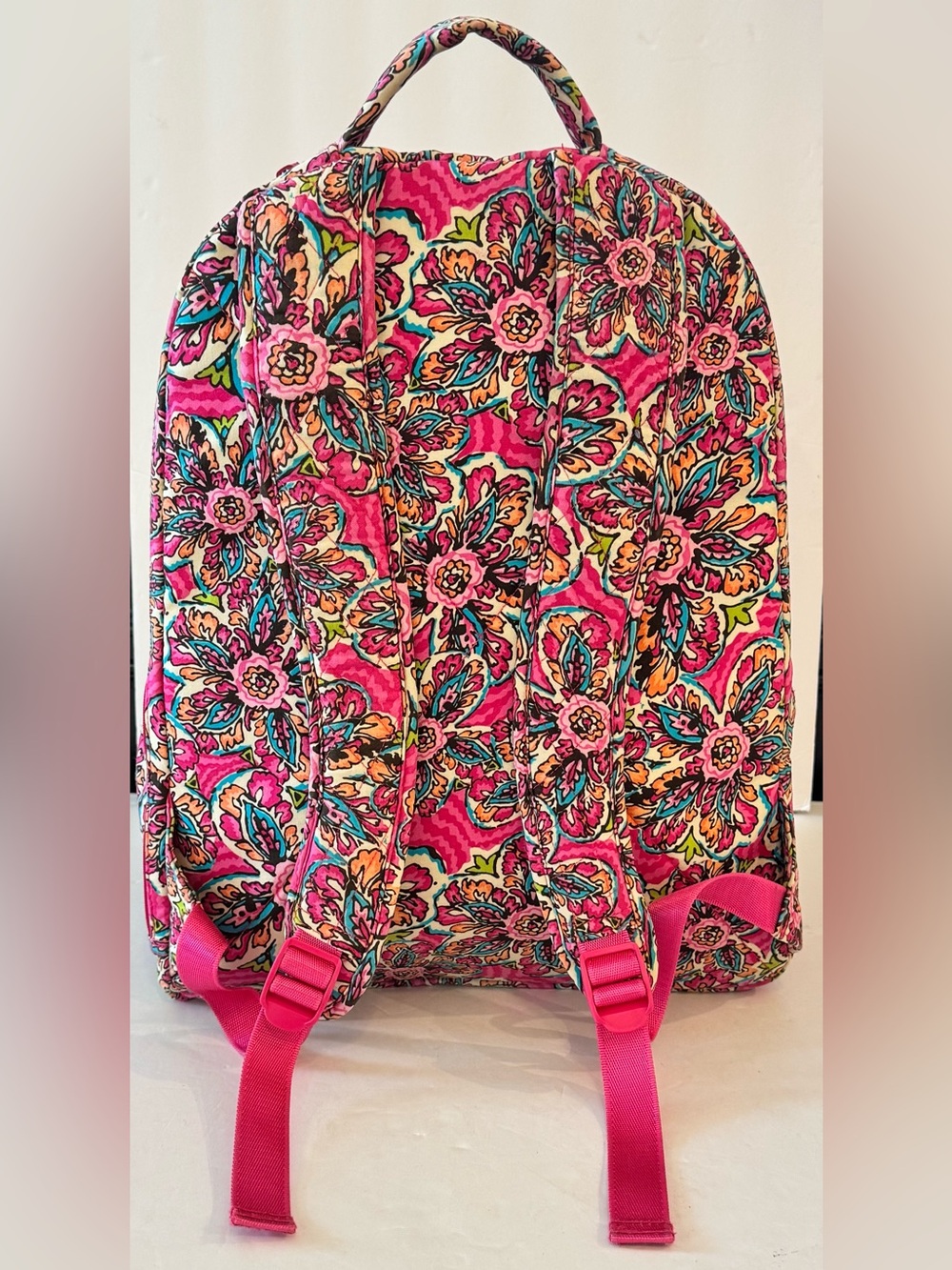 Vera Bradley Essential Backpack Resort Medallion Quilted Cotton Laptop Retired - Picture 3 of 16